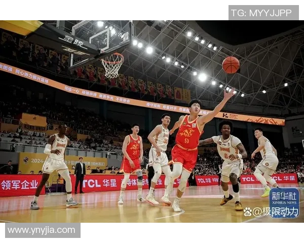 CBA精彩对决辽宁队迎战青岛锦集队全力争胜展现篮球魅力
